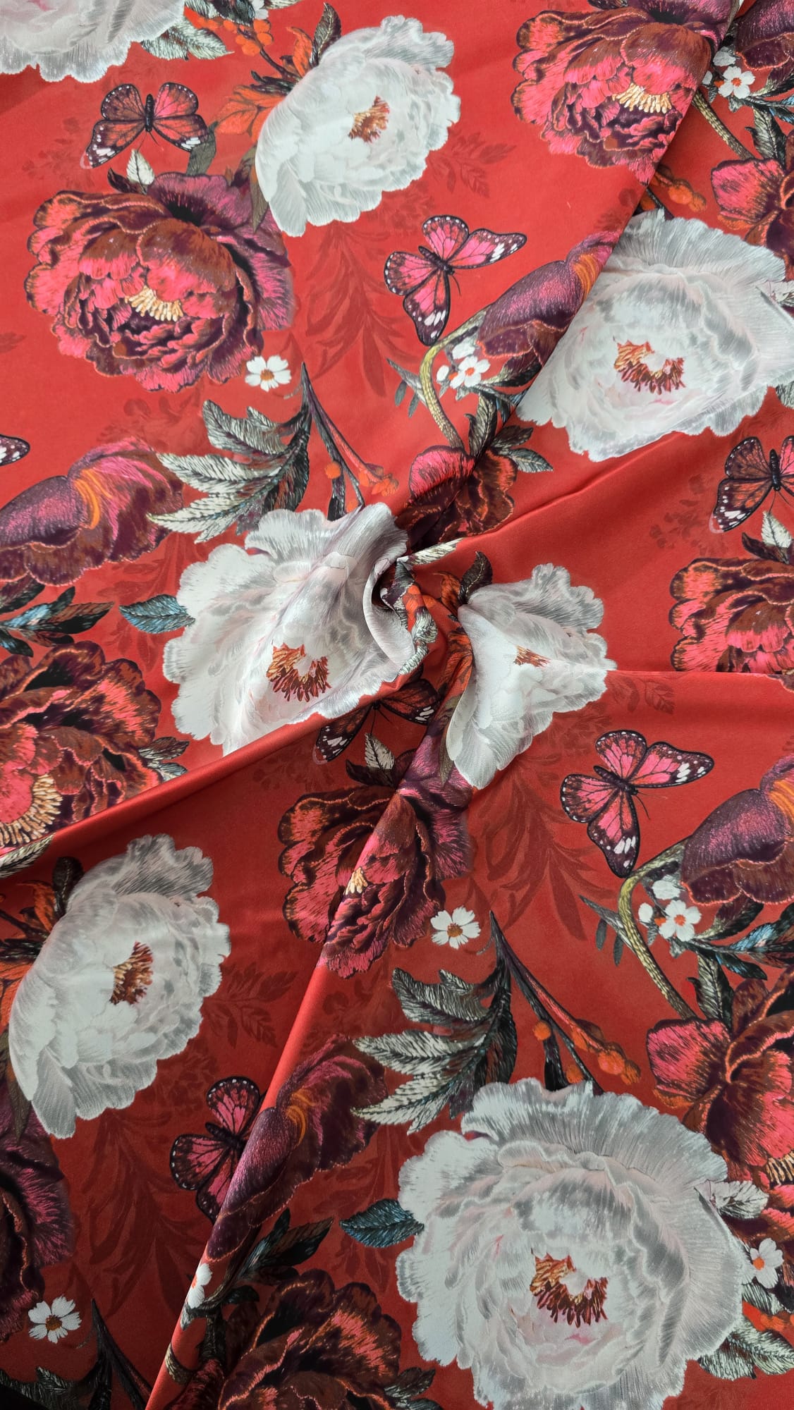 Tessuto Di Lino Eleganza Floreale