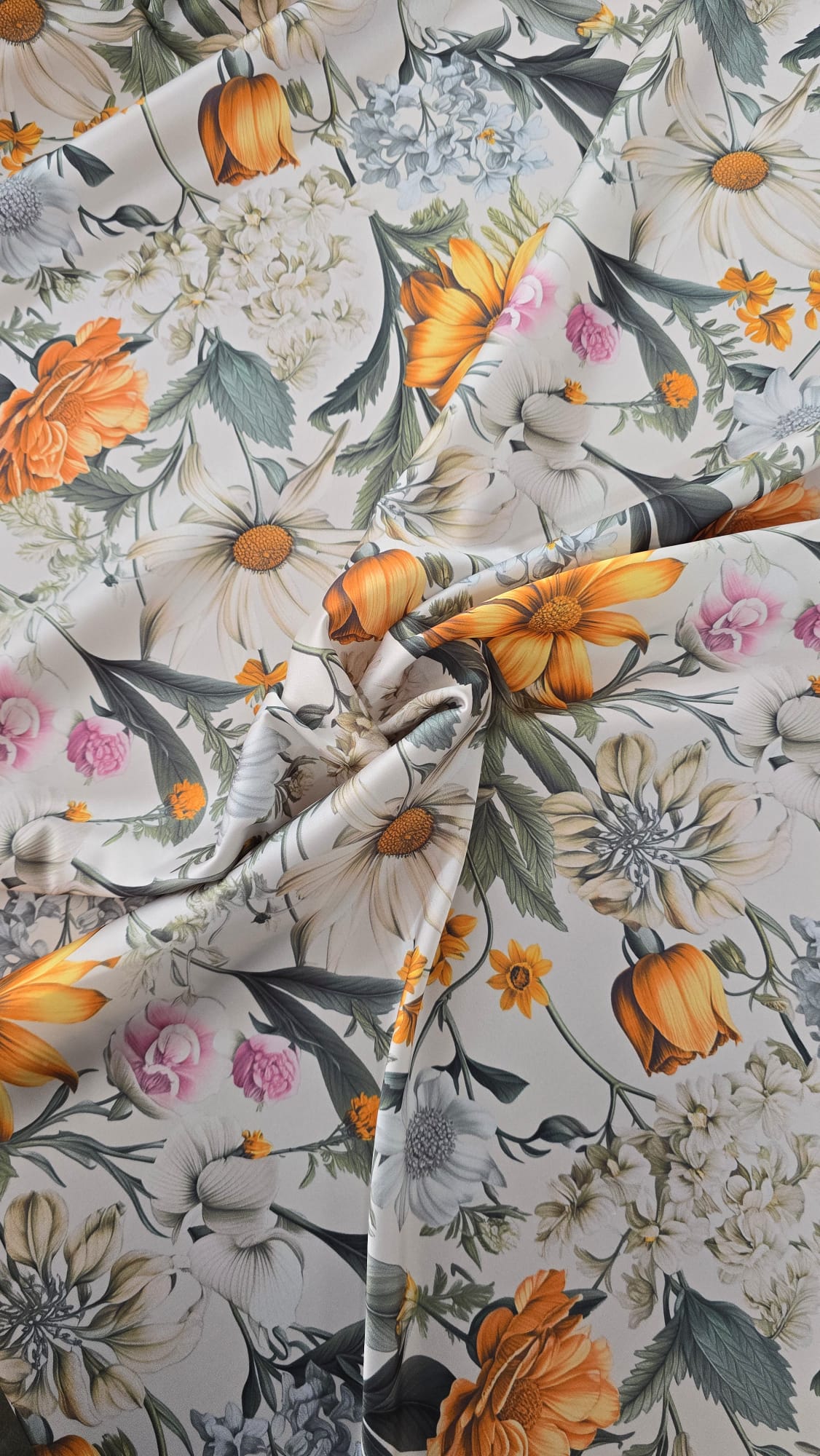 Tessuto Di Lino Eleganza Floreale