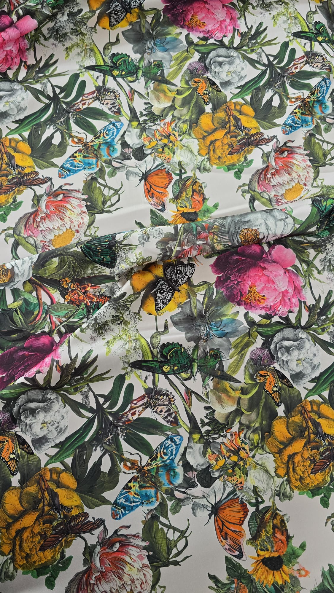 Tessuto Di Lino Eleganza Floreale