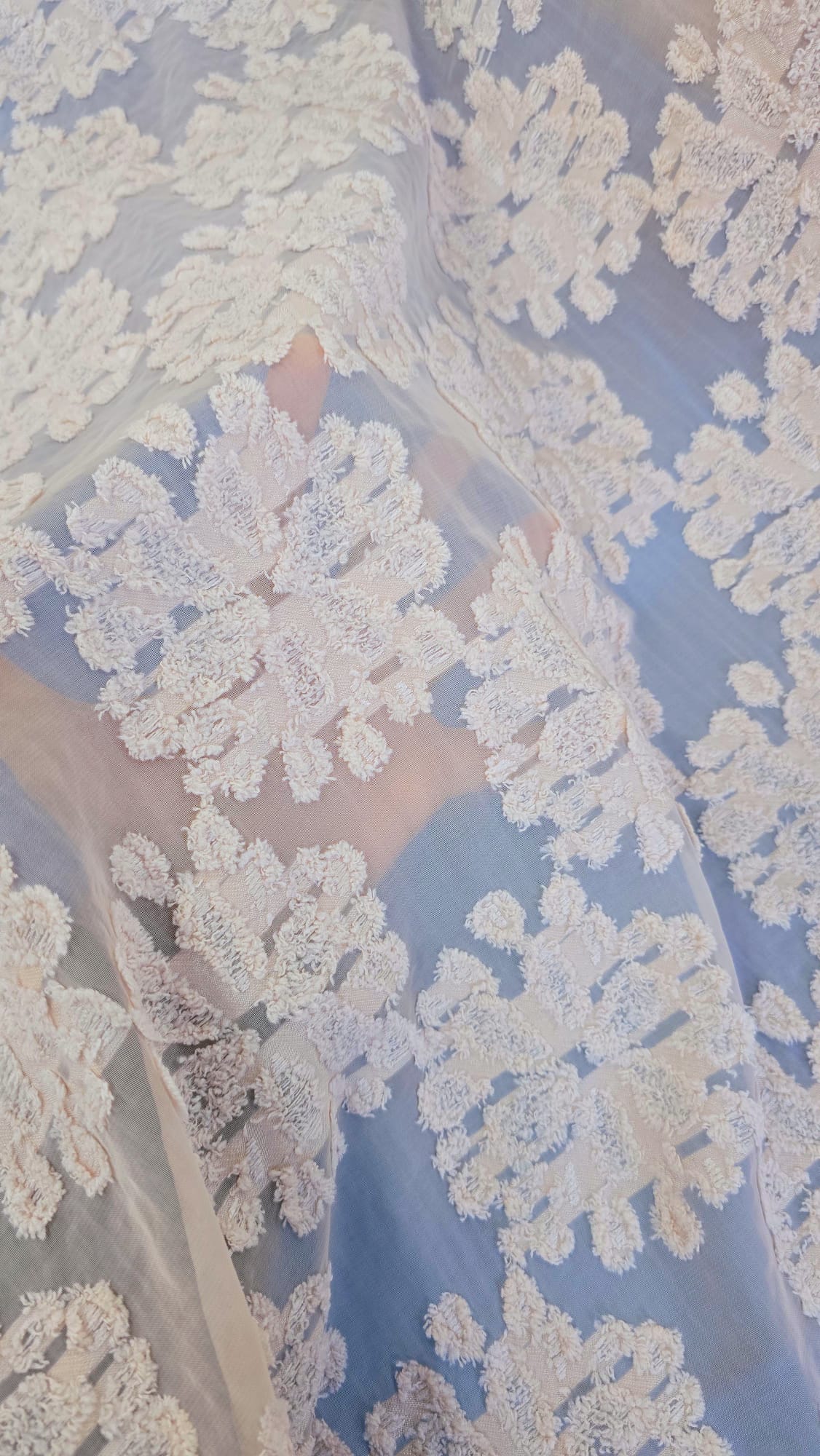 Chiffon: la leggerezza che incanta