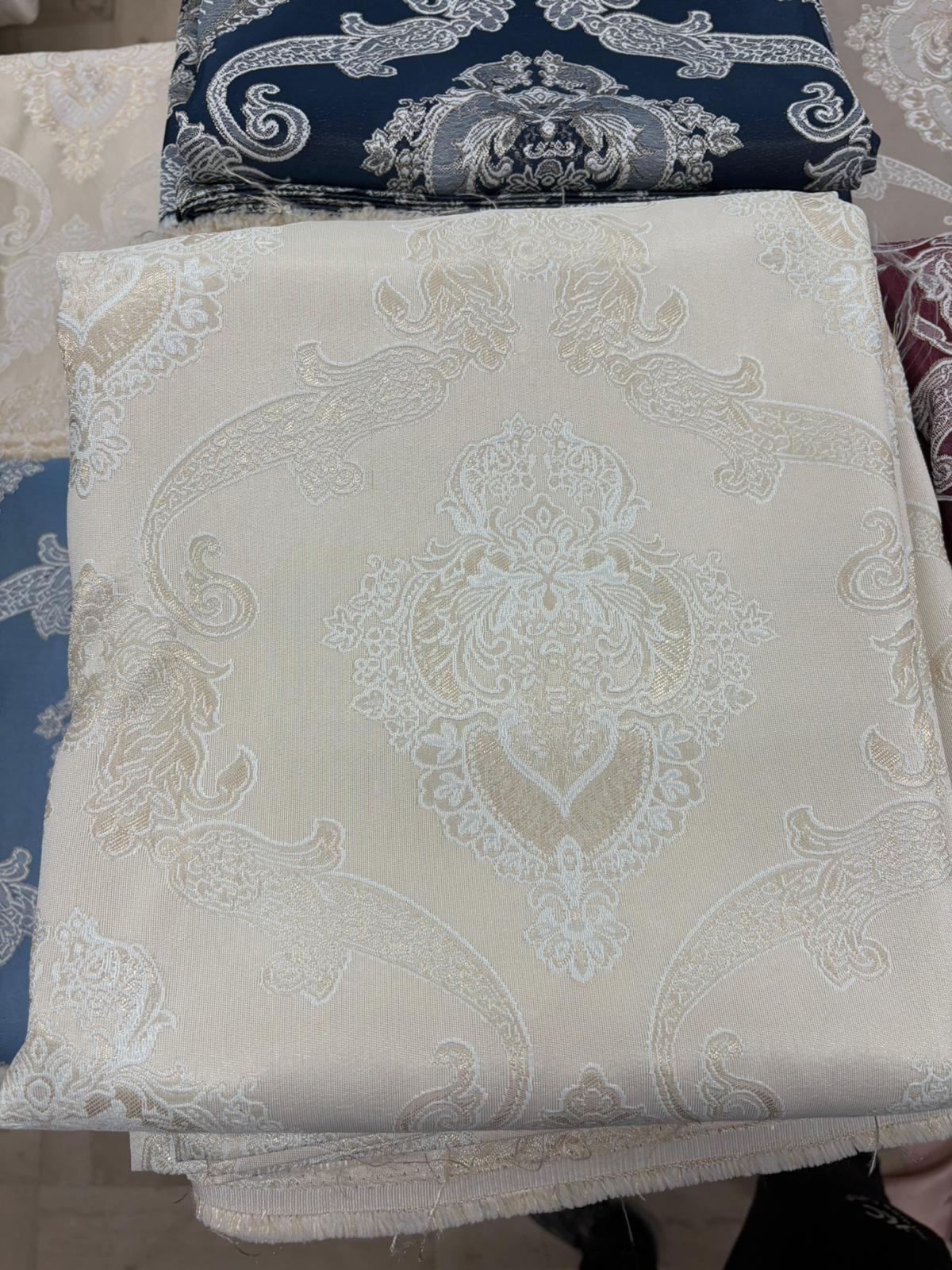 Tessuto di Raso Damascato 250x280