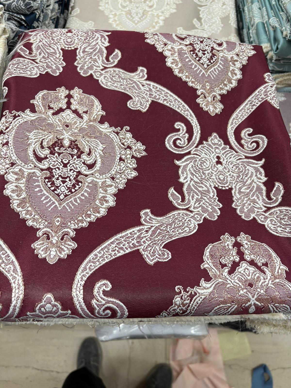 Tessuto di Raso Damascato 250x280