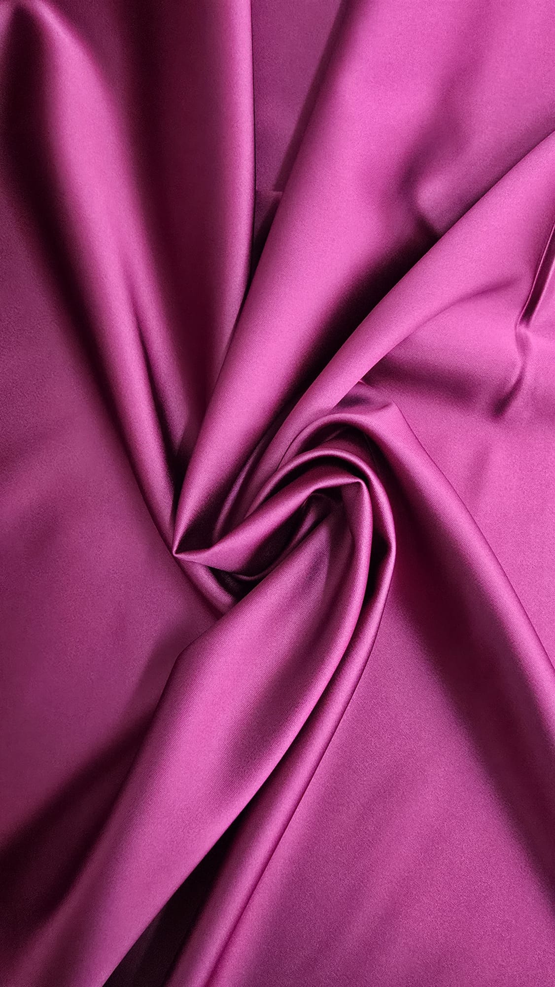 Duchessa Elastica – Raffinata, Pratica e Versatile