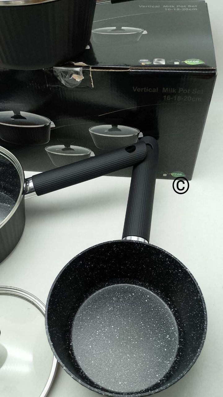 Set 3 Pentolini con Coperchio – Praticità e Qualità in Cucina