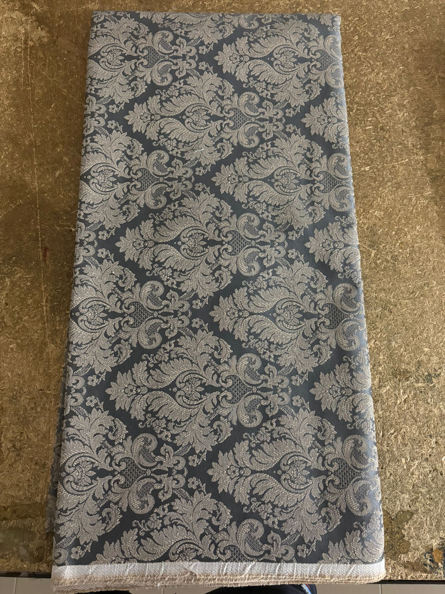 Tessuto Gobelin Velluto – Perfetto per Arredo e Cucito Creativo