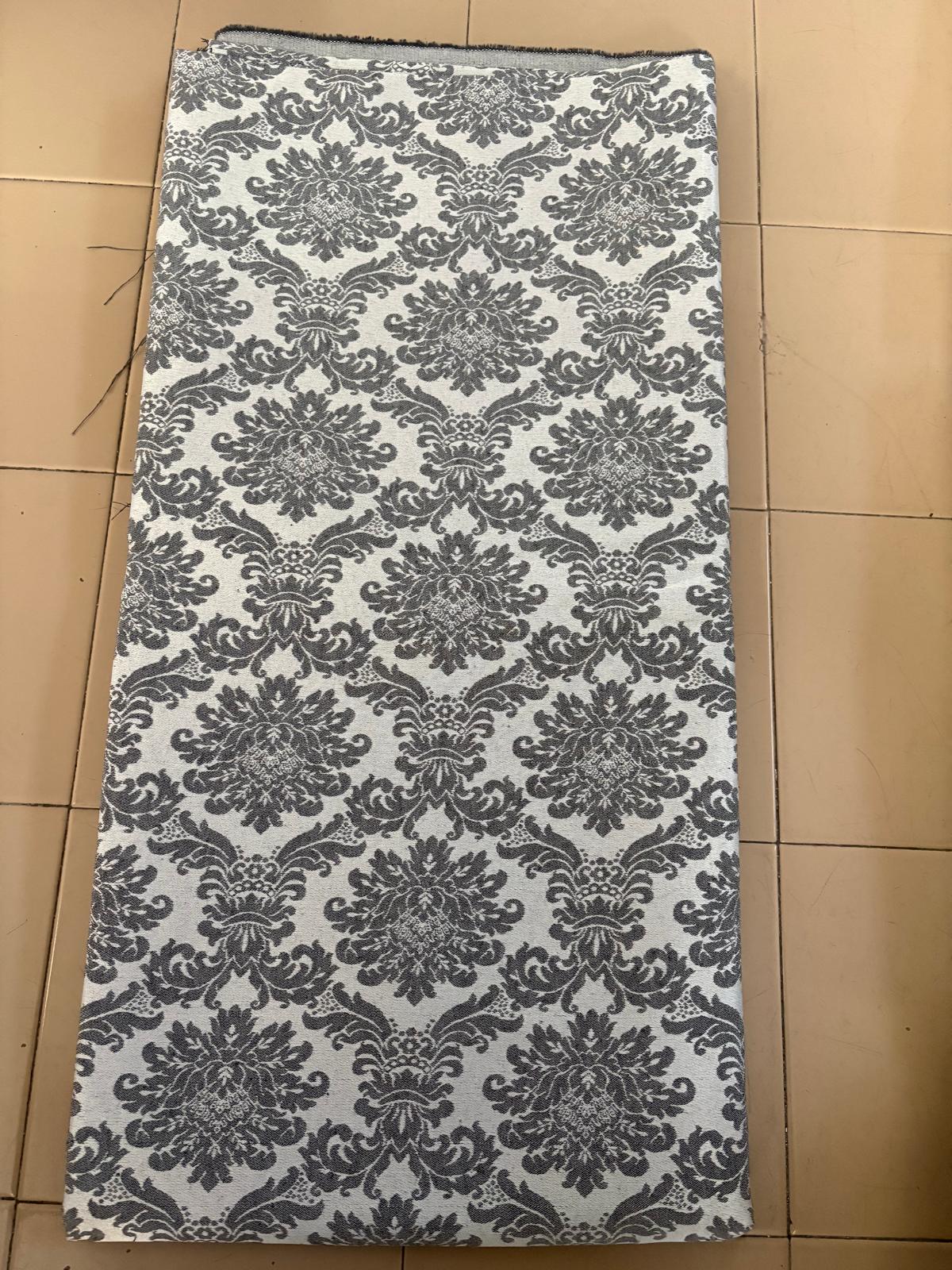 Taglio Tappezzeria Gobelin Arredo 250x280 – Eleganza e Resistenza per la Tua Casa