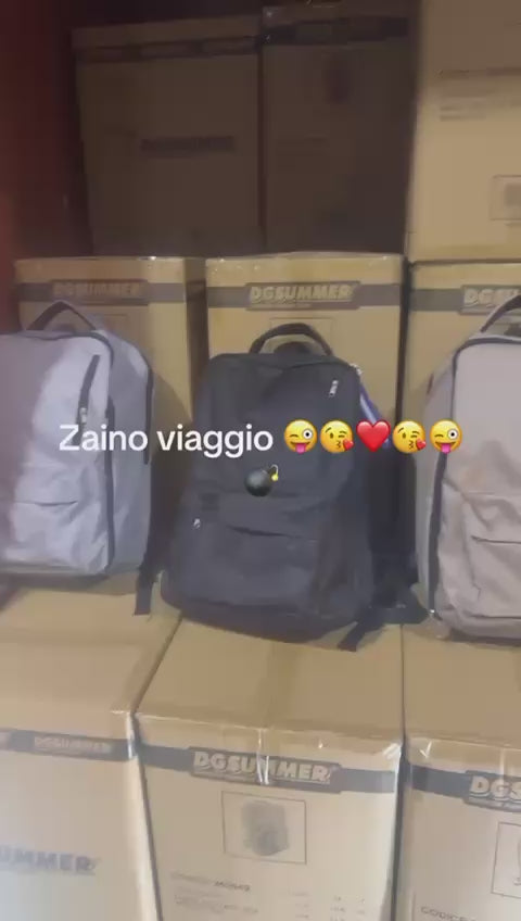 Zaino Capiente 30L: Comfort, Organizzazione e Stile in un Solo Prodotto